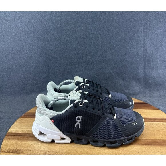 On Cloud Cloudflyer II Black/White/Green Gym Running Shoes Womens Size 8 - Picture 1 of 12